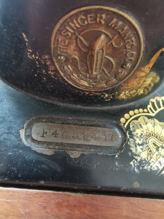 Mașina de cusut Singer Manufacturing