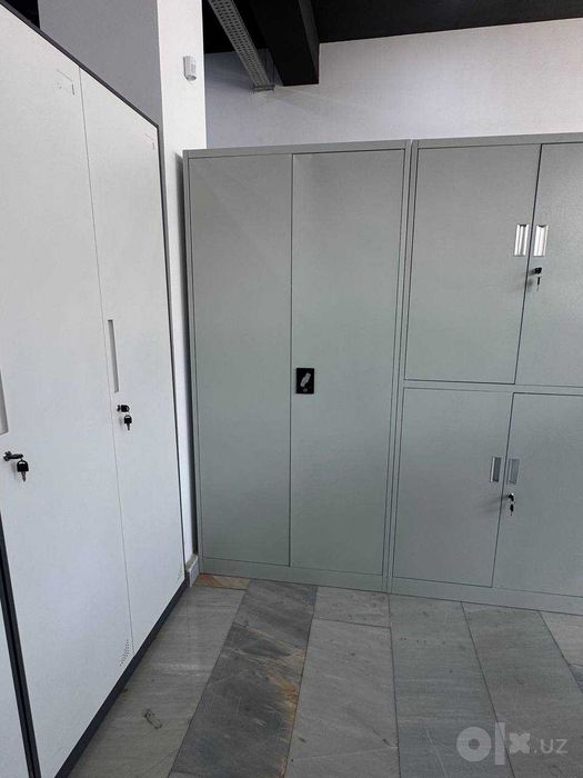 Bank shkafi / hujjatlar / qulflangan / xavfsiz saqlash