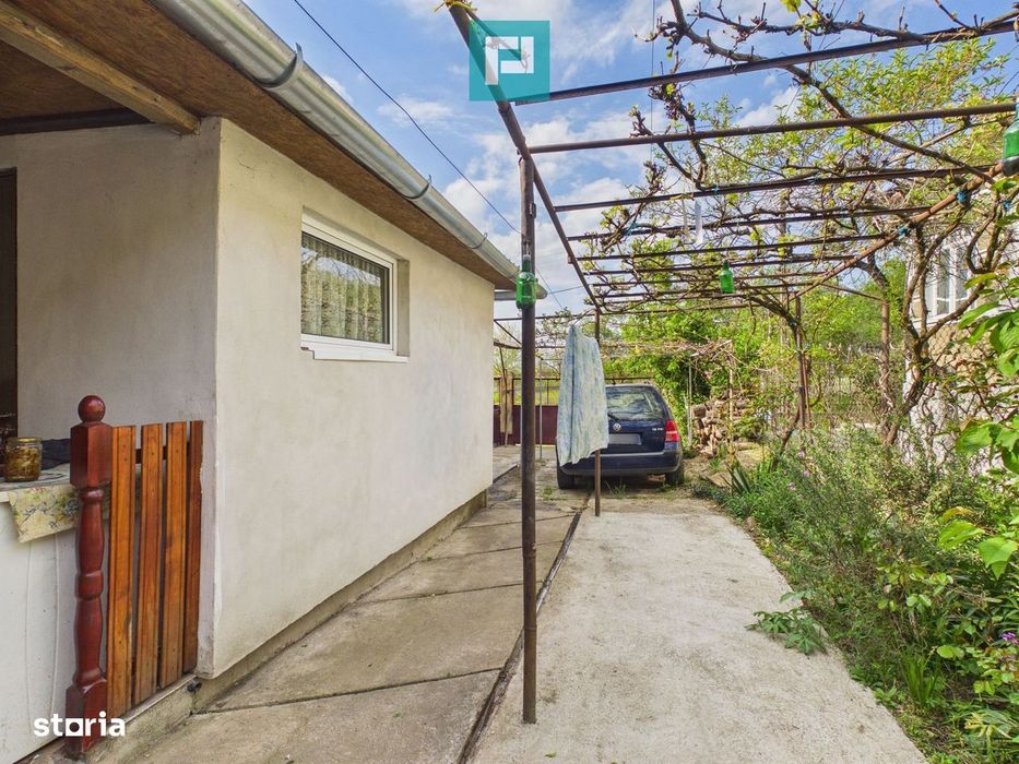 Casă cu 3 camere și teren generos în Drauț
