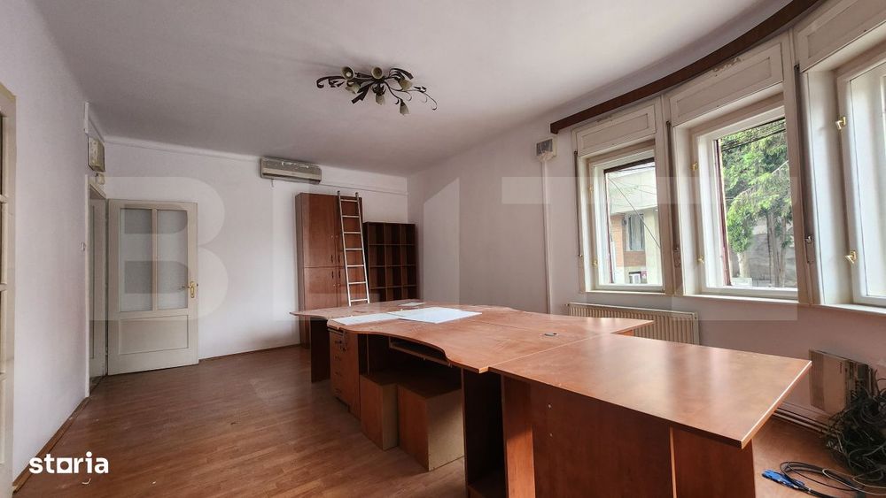 Spatiu Birou de Inchiriat, 460 mp Utili, zona Centrala