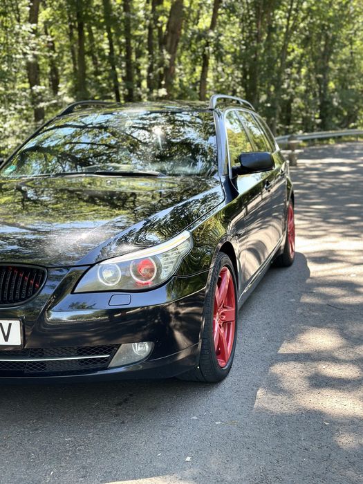 Vand bmw e 61 sau schimb cu mercedes