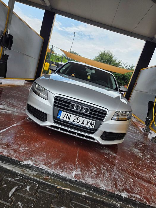Audi a4 2011.