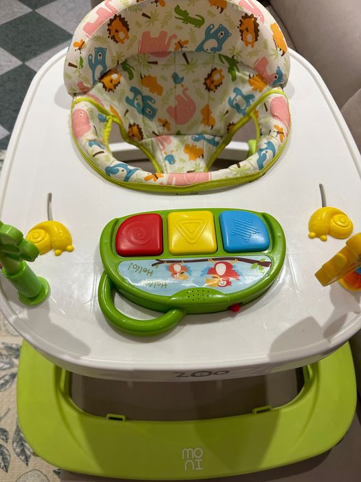 Детска проходилка Moni