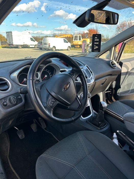 Ford Fiesta Econetic 2011 1.6 TDCi 105 CP