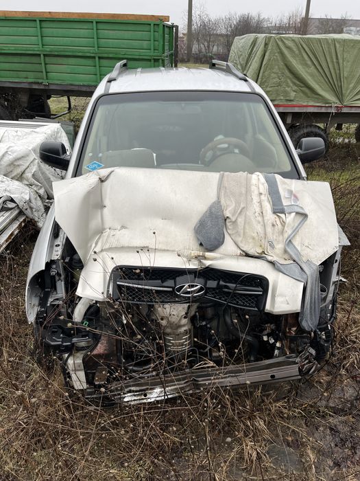 Hyundai Tucson 2008 perfect funcțională+mașină pentru piese