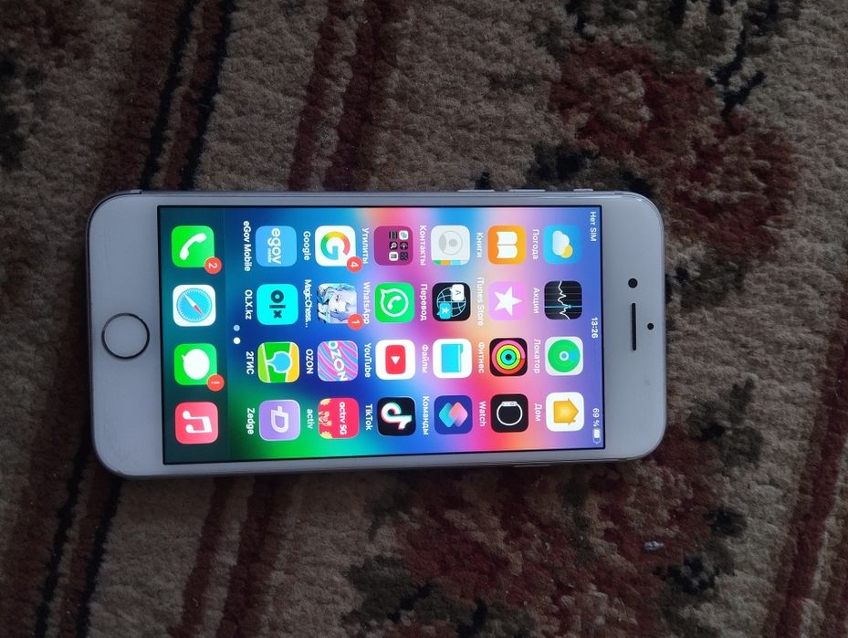 Iphone 8/64gb 35000