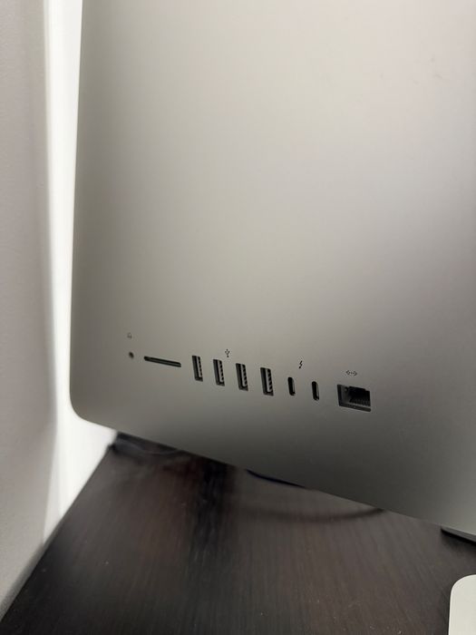 Imac Retina 5K 27 inch 2020 I9 64GB RAM