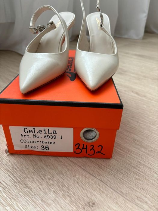 Продам       туфли