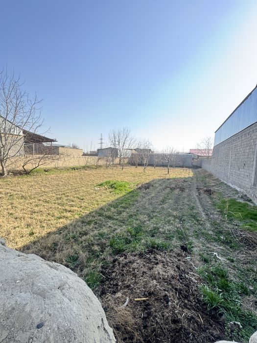 участка сотилади 10 соток