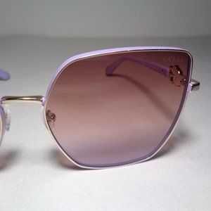 Оригинални дамски слънчеви очила Guess -45%