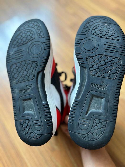 Adidasi Puma pentru copii - marime 36