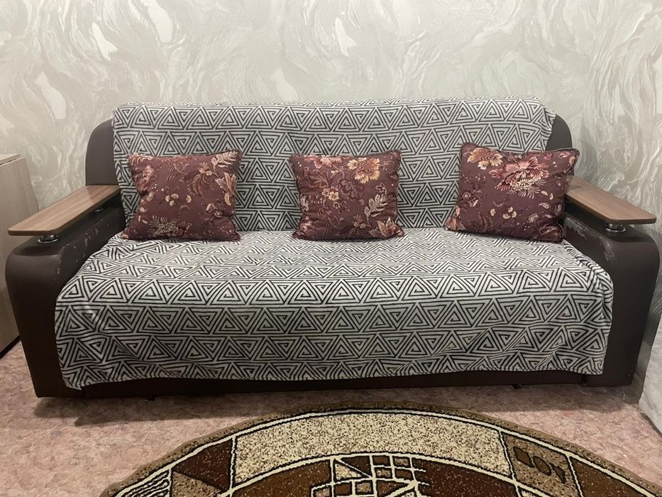 Продам диван хорошем состоянии