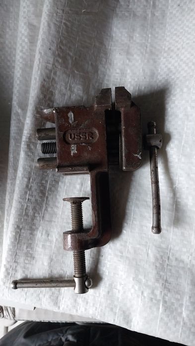 Продам ювелирные тиски