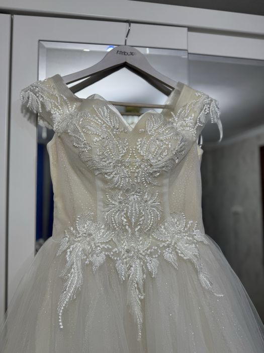 Продам свадебное платье