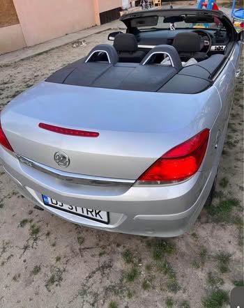 Vând opel Astra h cabrio