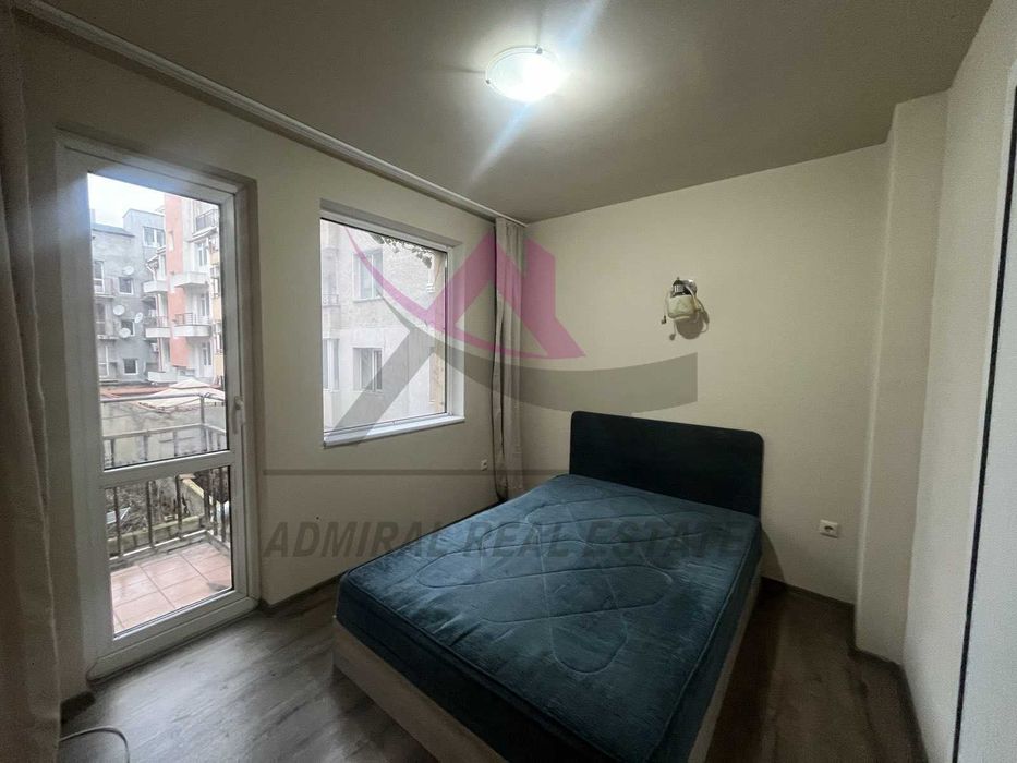 Дава се под наем Двустаен апартамент в Варна, Колхозен пазар - 55 кв.м за 348.84 € - Снимка #4