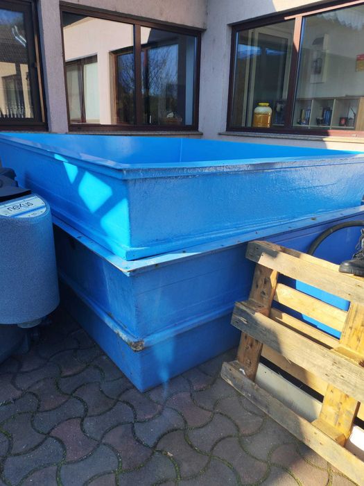 Bazin din fibra pentru depozitat peste