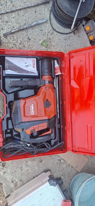 Vand rampe aluminiu 3 tone noi si doua picamare hilti si makita