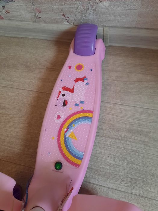 Самокат Единорог музыкальный