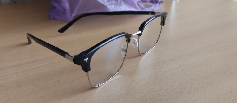 продам очки хамелеоны