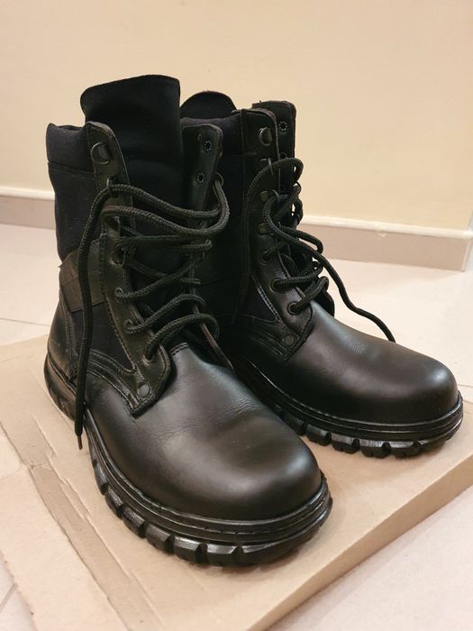 Мъжки обувки от естествена кожа