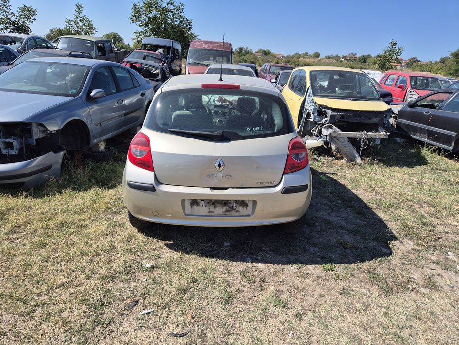 Рено Клио автомат, 1.6, 16V, бензин на части. Reno Klio.