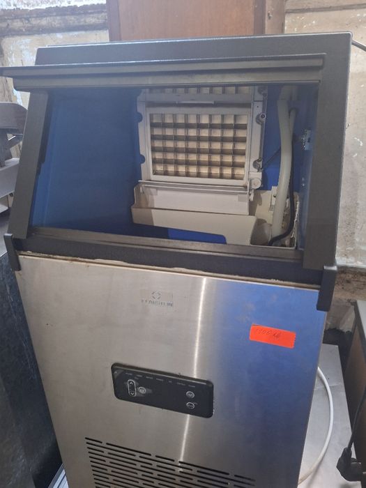 Ледогенератор професионален 40 кг 24 часа