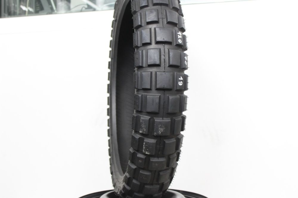 120/70-19 Мото гума Continental