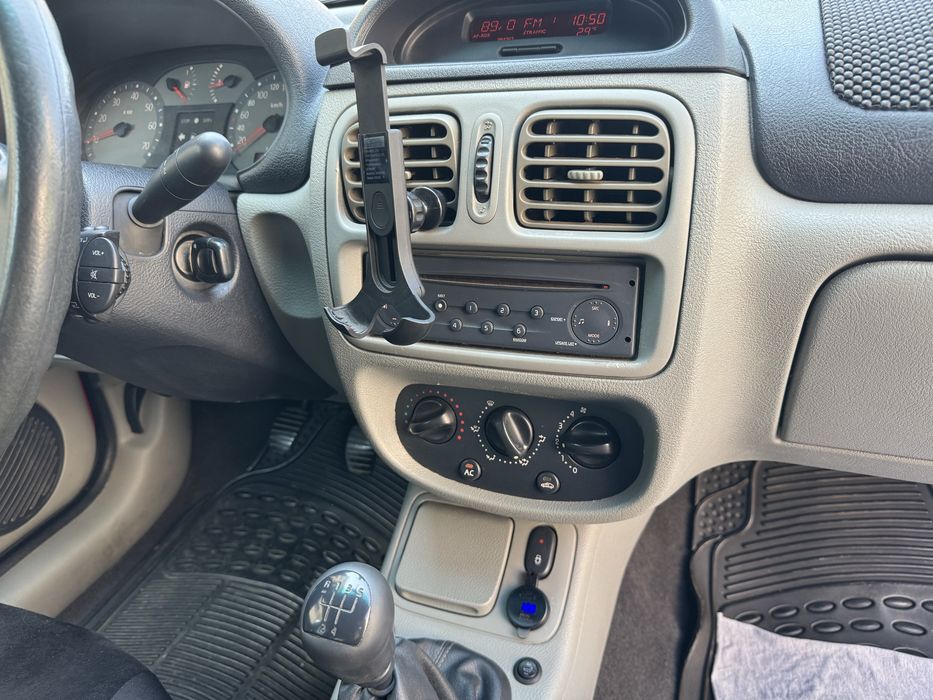 Vând Renault Clio Symbol Fidji 1.5 dci 2006