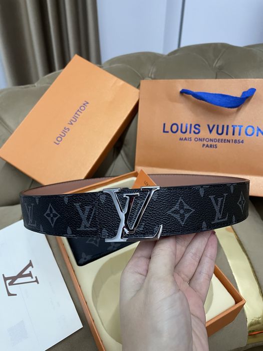 Set curea si portofel Louis Vuitton