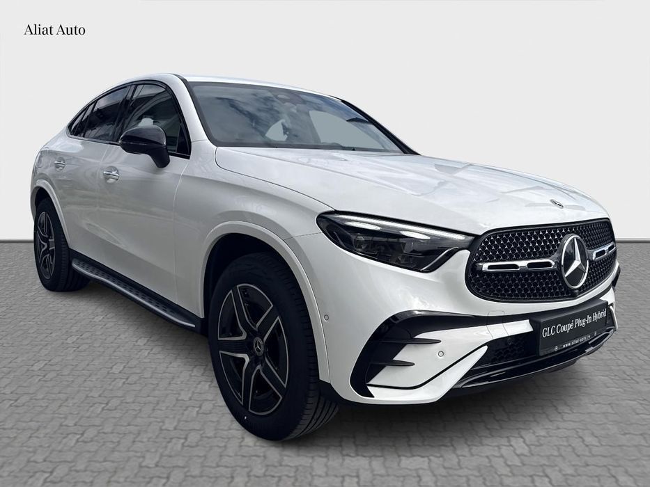 Mercedes-Benz GLC Coupe Mercedes-Benz GLC 300 e 4matic Coupe With EQ Hybrid Technology