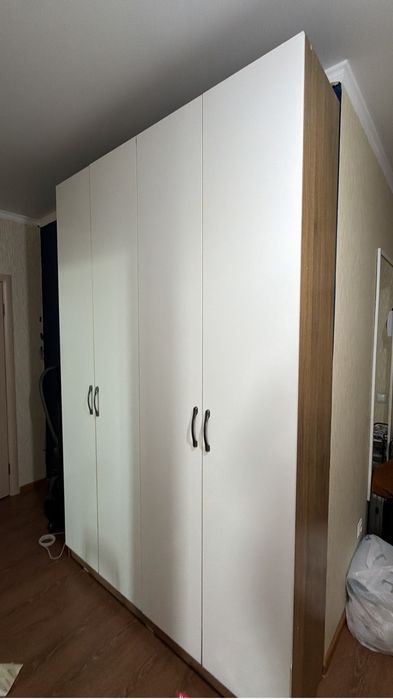 Продам шкаф 4х дверный
