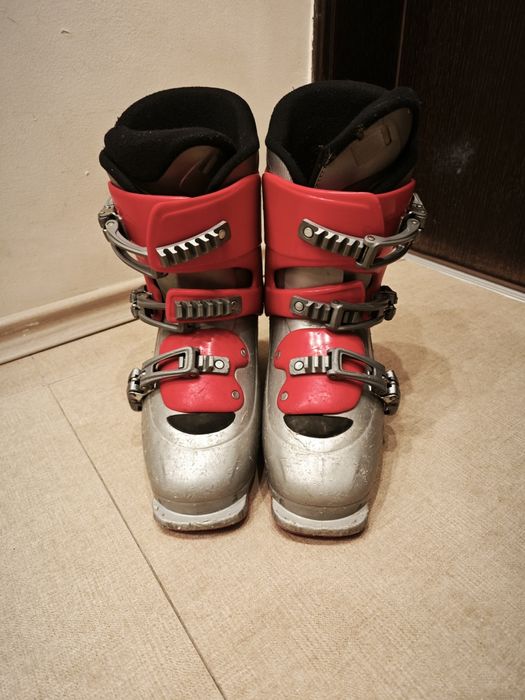 Детски ски комплект - ски, щеки, обувки