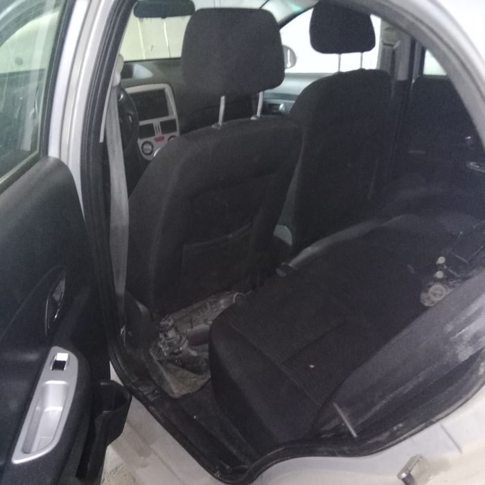 Машина сатам (ЗАЗ Форза)