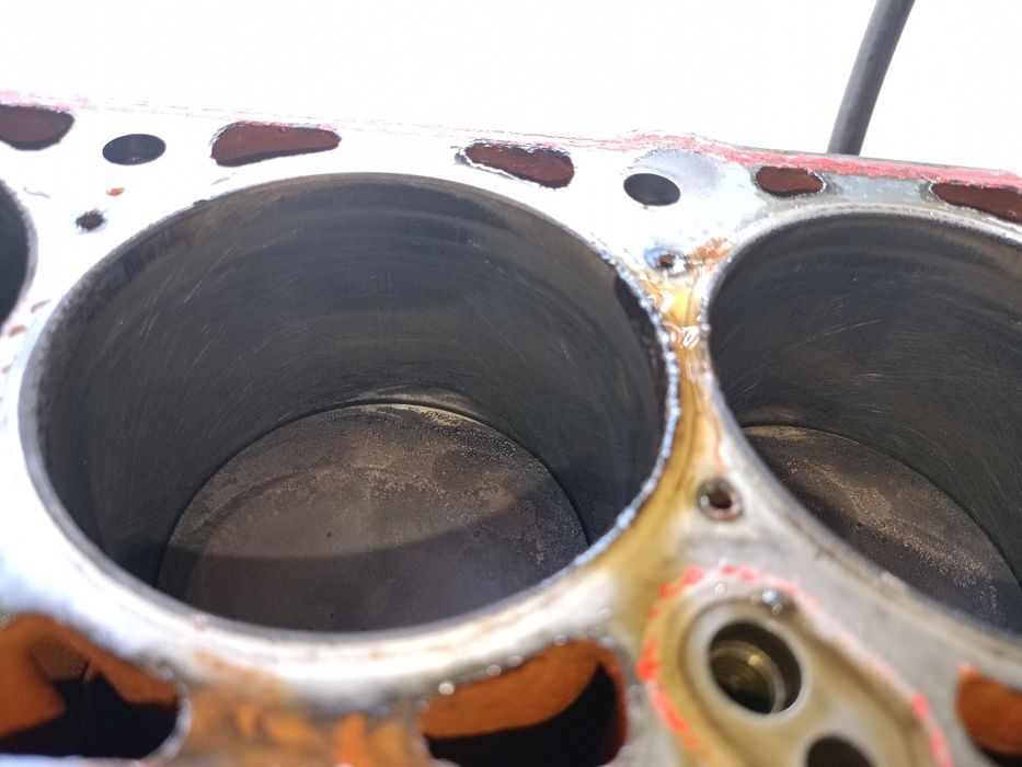 Продавам блок от БМВ е30 м20б25 е28 е34