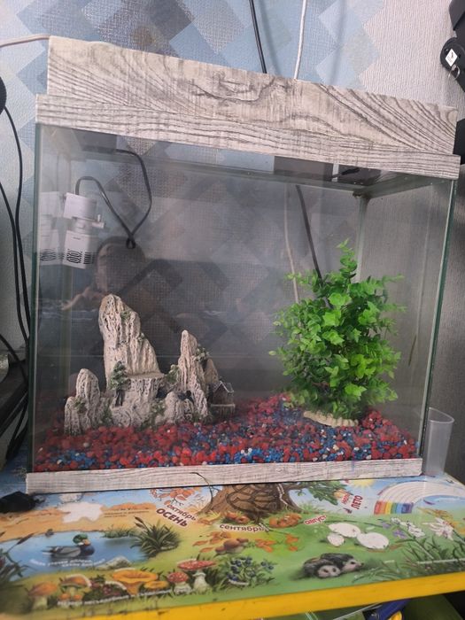 Продам идияльный Аквариум  50литровый