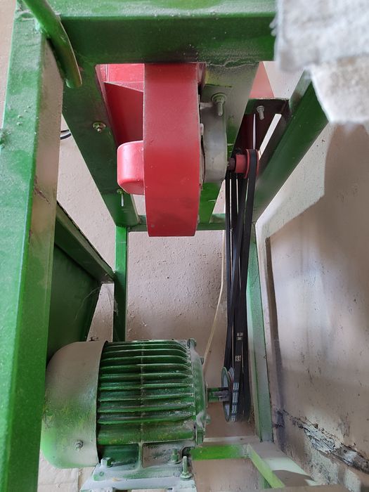 DRABILKA: BUG'DOY. MAKKA. Xar xil turdagi don mahustotlarni maydalovch