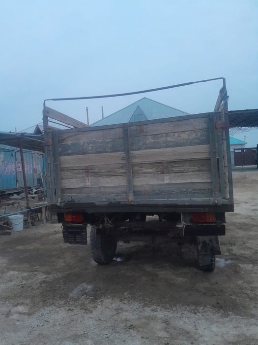 Бортовой уаз сатылады