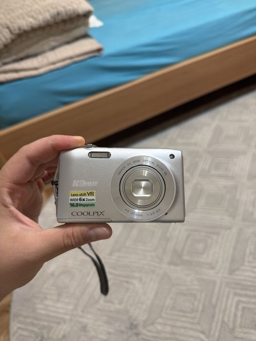 Камера Nikon в идеальном состоянии