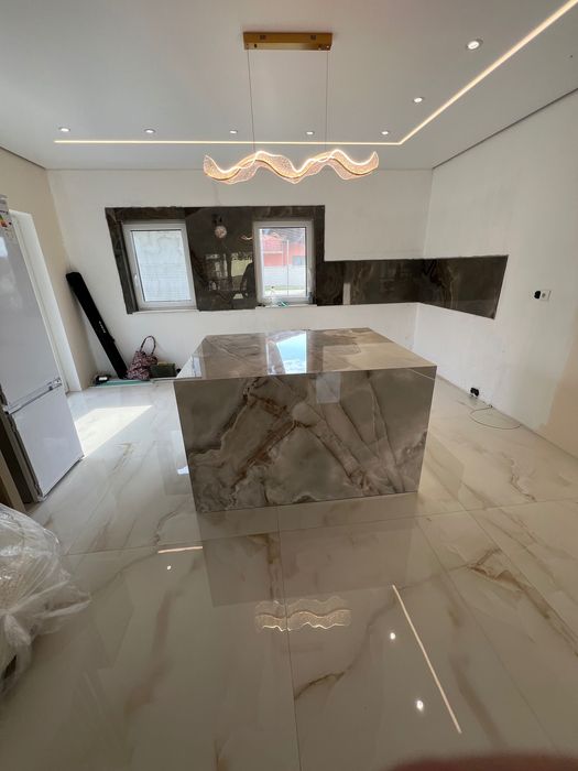Renovări Case și Apartamente | Interior și Exterior