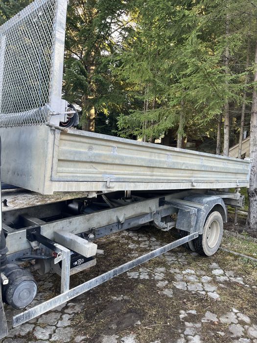 Nissan atleon 2001 basculabil trilateral