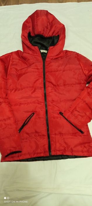 Куртка красная Унисек