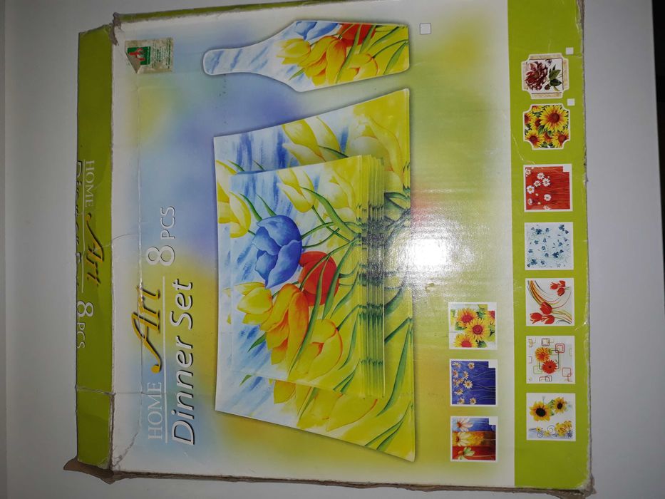 Стъклен комплект чинии за торта