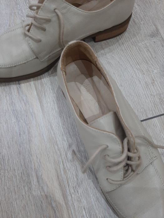 Женские кожанные туфли