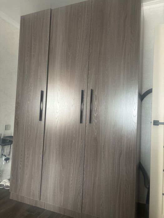 Продам шкаф и комод