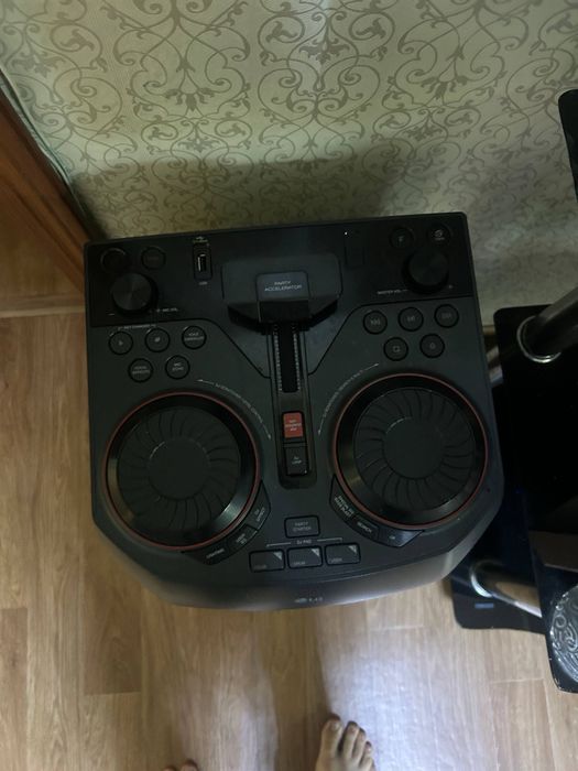 Колона LG Xboom-ok65