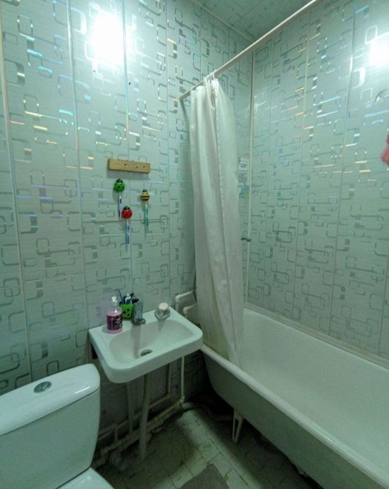 ЗУДЛИК БИЛАН СОТИЛАДИ!!! 2~хона 3~хонақилса бўлади, шахар марказида!!!