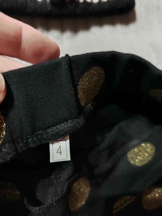 Шикарные шортики для девочки, новые и смешная шапка.