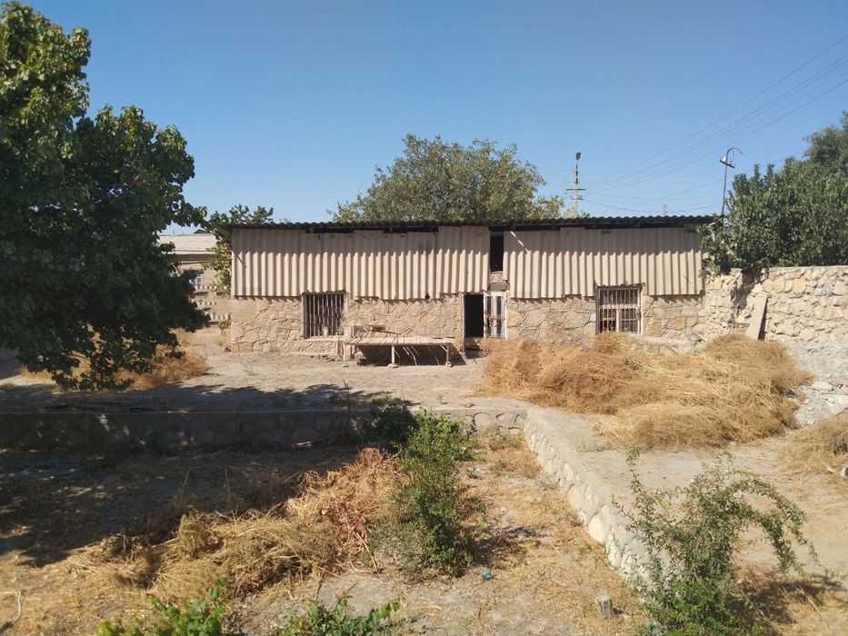 Участка сотилади