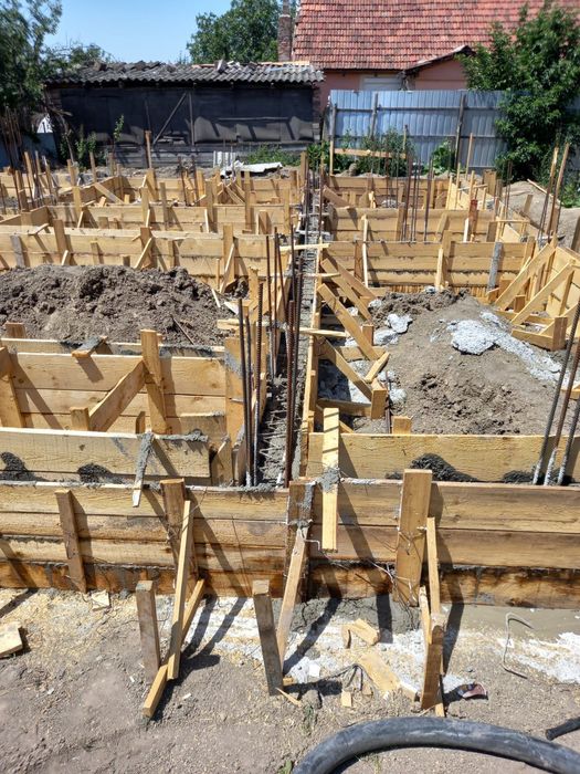 Teren 511 mp Săcălaz – Vatra Veche | Utilități | Proiect + Fundație turnată
